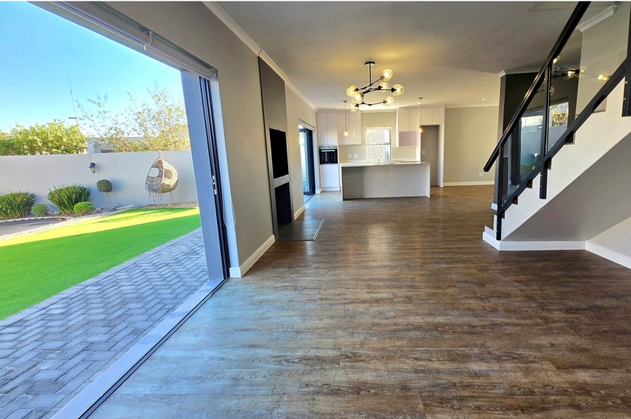 3 Bedroom Property for Sale in Aan de Wijnlanden Western Cape